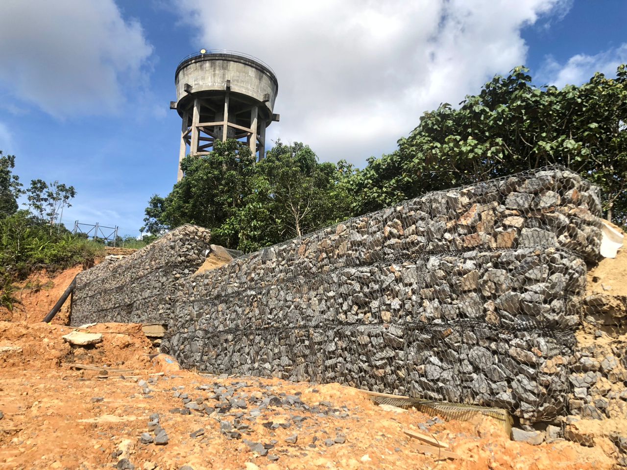 Slope Protection, Nibong 